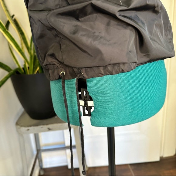 Old navy windbreaker top Vintage Windbreakers anorak black - Picture 10 of 15